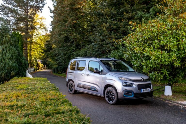 Citroen, Berlingo e Spacetourer solo in versione 100% elettrica