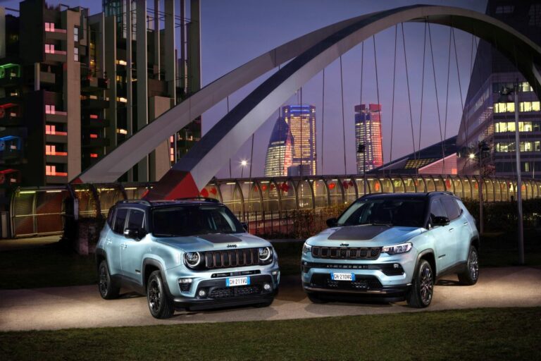 Jeep Renegade e Compass e-Hybrid, nuovo passo verso elettrificazione