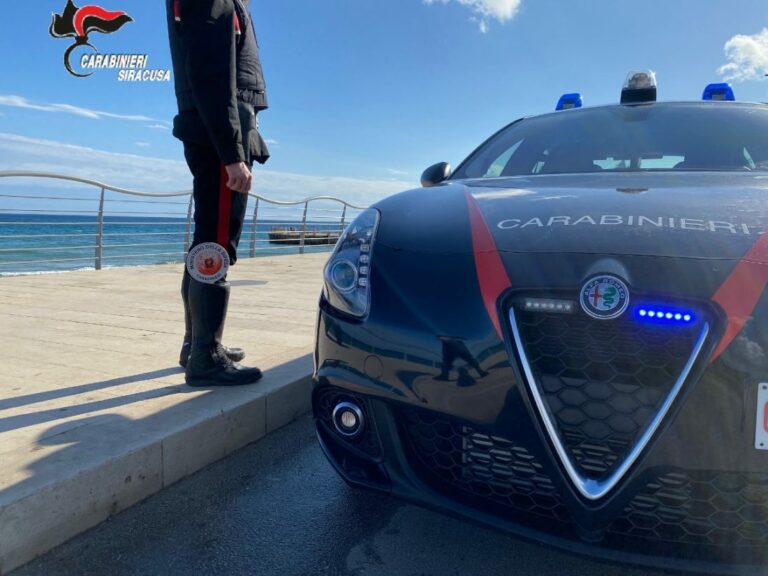 Avola, trovato in possesso di droga: arrestato dai Carabinieri