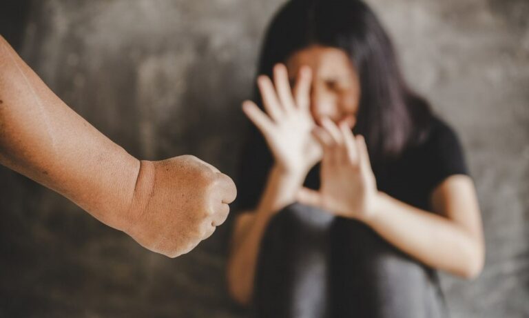 Violenza sulle donne: stop ad alibi e “mezze” condanne, la bestia si ferma così Violenza sulle donne: stop ad alibi e “mezze” condanne, la bestia si ferma così