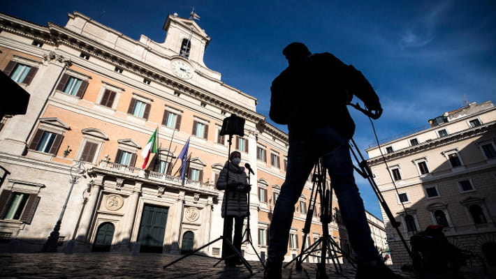 Quirinale, per il voto nuove cabine e green pass
