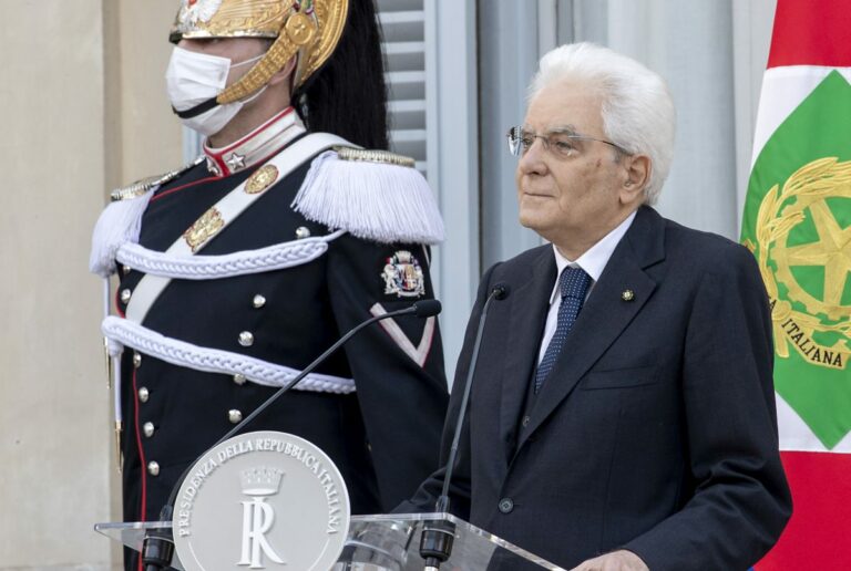 Mattarella ringrazia italiani: “Preziosa sollecitazione per l’impegno”