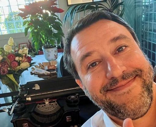 Salvini positivo al Covid: “Nessun sintomo, lavoro da casa”