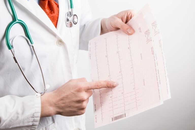 Sanità, Associazioni: “Sì ai nuovi Lea, no al tariffario”