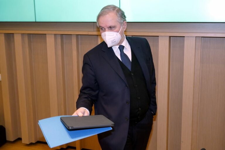 Visco: “In forte calo il peso del debito pubblico”