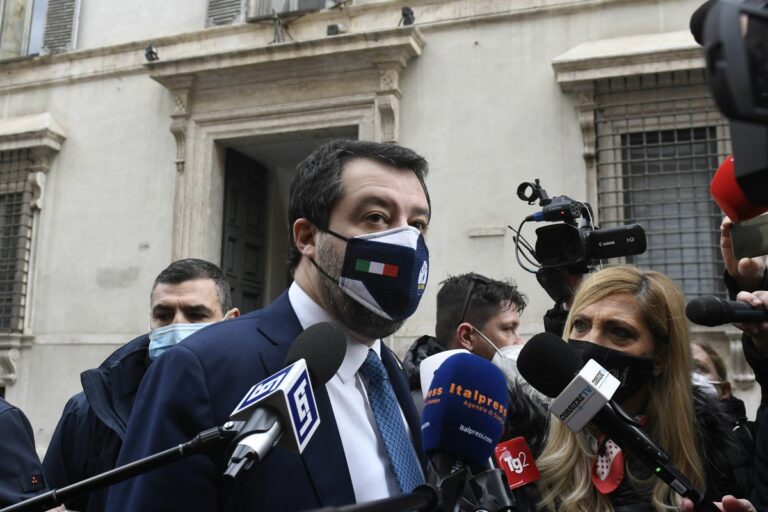 Giustizia, Salvini: “Con il referendum la riforma la faranno i cittadini”