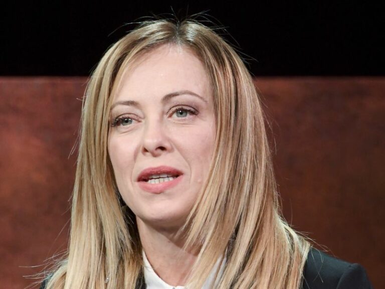 Meloni: “Al governo senza sinistra, no compromessi al ribasso”