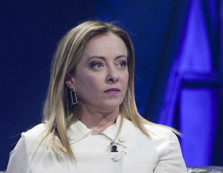 Meloni: “Governo fino al 2023? Comincio a dubitare”