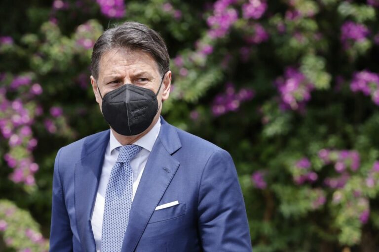 Ucraina, Conte: “Ora serve un Recovery di guerra”
