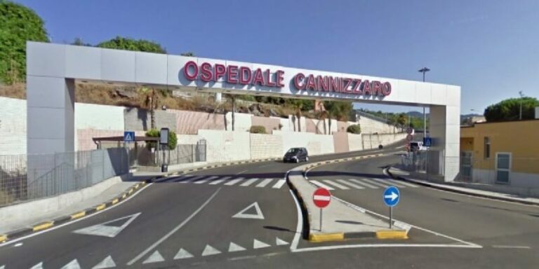 Infermiera aggredita all’ospedale Cannizzaro di Catania: danni permanenti alla mano