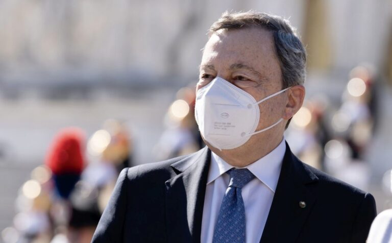 LA GUERRA NON SI FERMA CON LE SFILATE LA GUERRA NON SI FERMA CON LE SFILATE