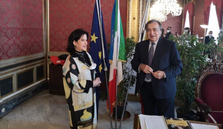 Palermo, Or­lan­do ri­ce­ve la pre­si­den­te del­l’au­to­ri­tà del Bah­rein per la Cul­tu­ra e le An­ti­chi­tà
