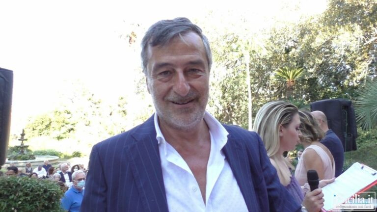 Covid, Cartabellotta: “Irresponsabile lo stop alle mascherine al chiuso”