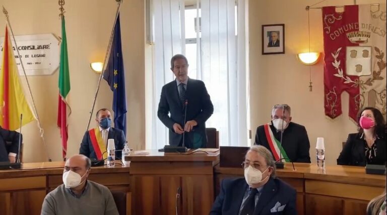 Musumeci in visita istituzionale a Riesi: “Fare rete tra cittadini e istituzioni” CLICCA PER IL VIDEO