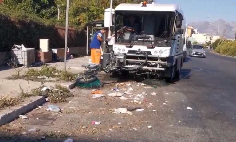 Auto da spostare a Palermo, c’è da spazzare le strade: ecco dove CLICCA PER IL VIDEO