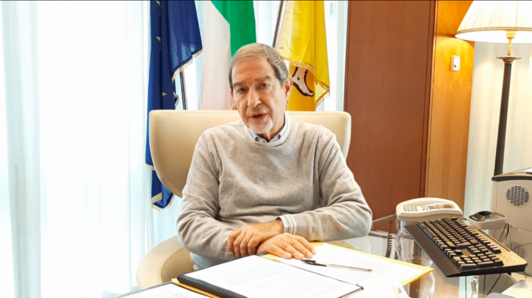 Regione, Musumeci censura D’Urso: “Basta esternazioni”