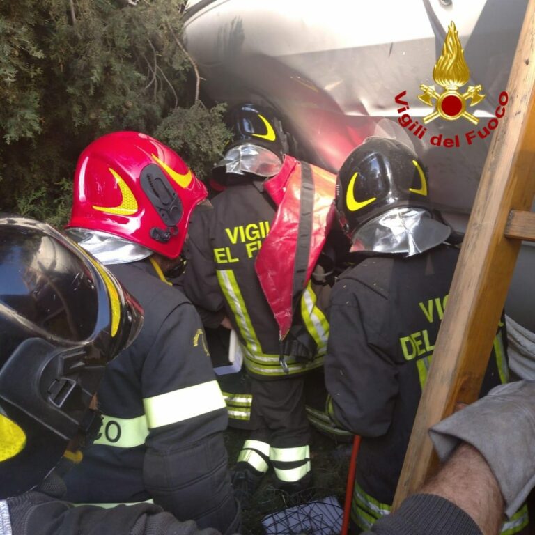 Incidente lungo l’autostrada A19 direzione Palermo: intervento dei vigili del fuoco | CLICCA PER LE FOTO