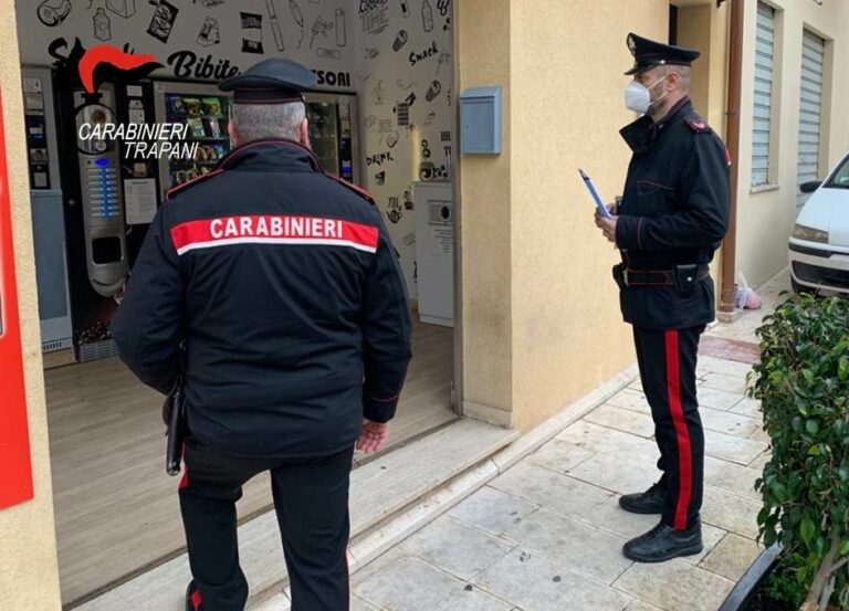 Castellammare del Golfo: arrestati presunti autori di furti a distributori automatici