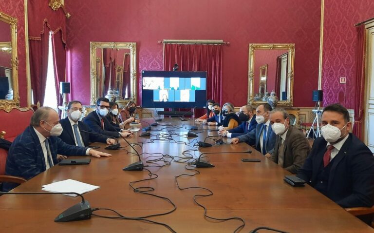Vertice tra le forze di opposizione all’Ars: “Lavoriamo insieme su finanziaria e Pnrr”