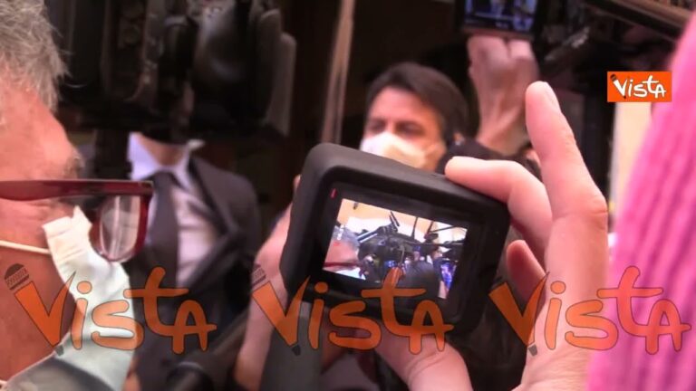 Mattarella bis, Conte: “Soluzione che M5S ha sempre tenuto sul tavolo”
