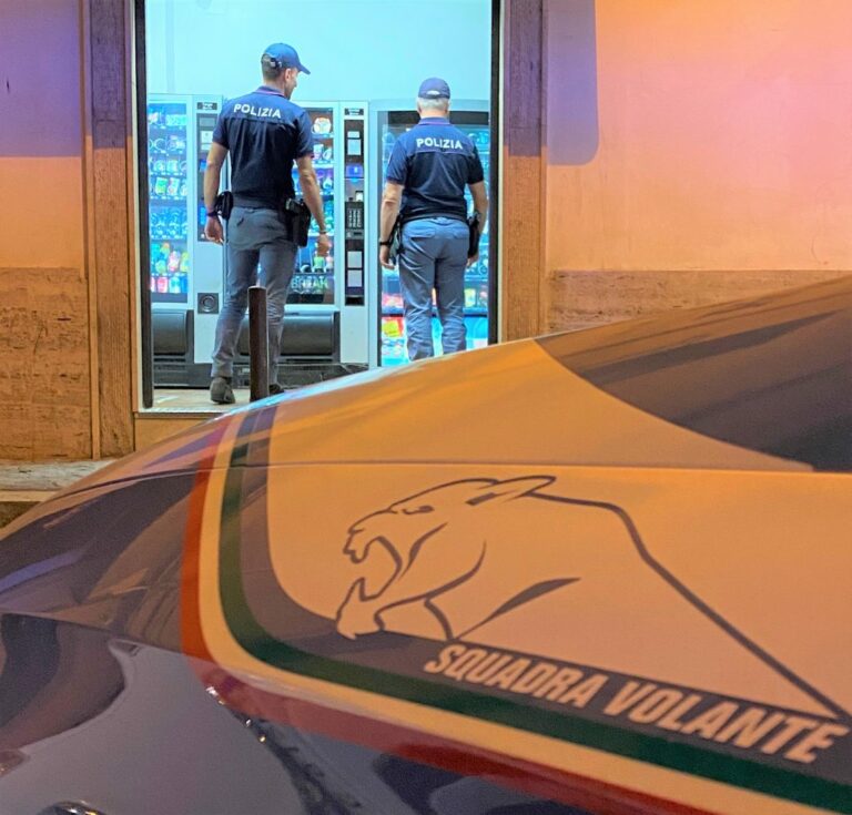 Caltanissetta, tre giovani sorpresi con hashish: segnalati