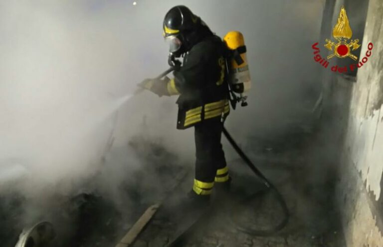 Valledolmo: incendio in casa, anziano muore tra le fiamme