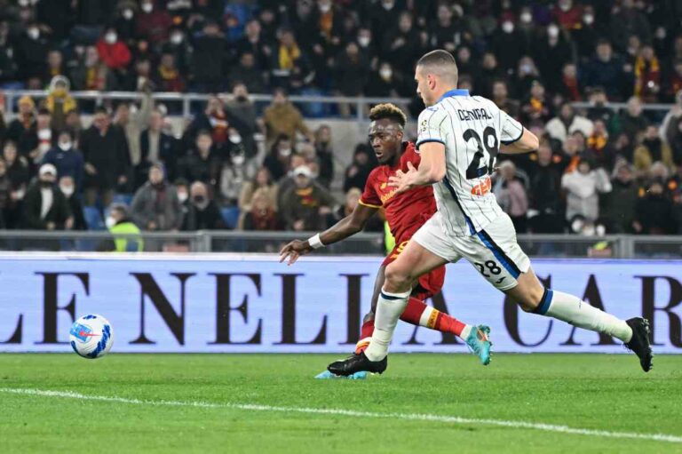 La Roma batte l’Atalanta, decide una rete di Abraham