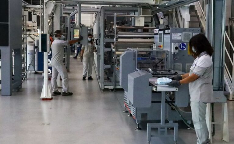 Industria, a gennaio produzione in calo