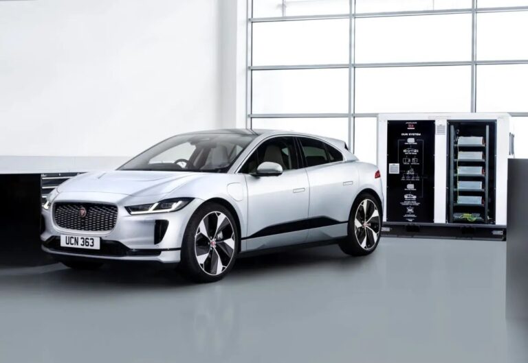 Jaguar I-Pace: le batterie diventano accumulatori di stoccaggio