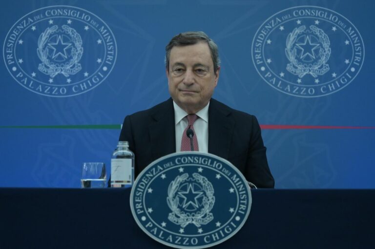 Draghi: “Provvedimenti approvati eliminano quasi tutte restrizioni”