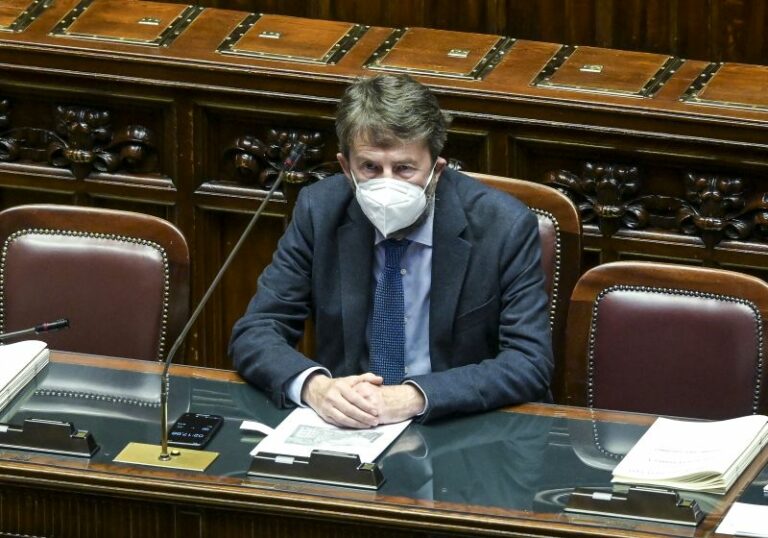 Franceschini: “2 milioni per sostenere gli artisti ucraini in Italia”
