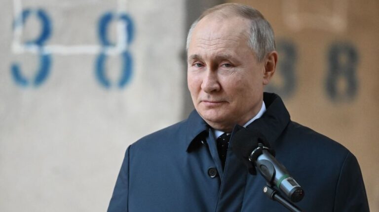 DITTATORE, MACELLAIO E SPACCIATORE:  MA NESSUNO HA IL CORAGGIO DI FERMARE PUTIN