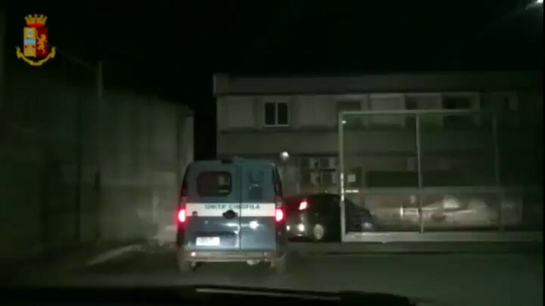 Catania, vasta operazione antidroga a San Giovanni Galermo Catania, vasta operazione antidroga a San Giovanni Galermo
