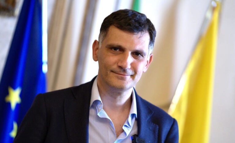 Barbagallo: “La maggioranza di Musumeci non esiste più, ora tocca a noi”