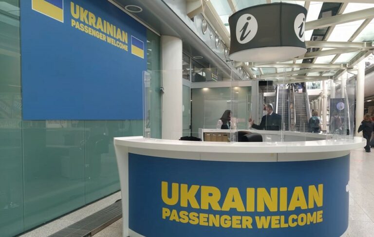 Guerra in Ucraina, allestite zone di accoglienza per profughi all’aeroporto Catania