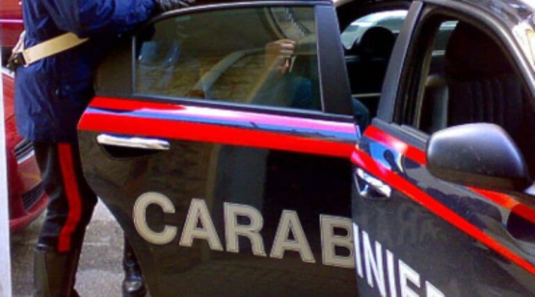 Pachino, aggredisce ex fidanzata e amiche: arrestato un 23enne