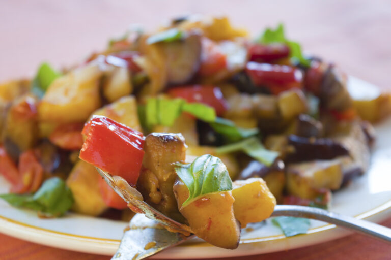 Caponata siciliana, gustoso contorno estivo Caponata siciliana, gustoso contorno estivo