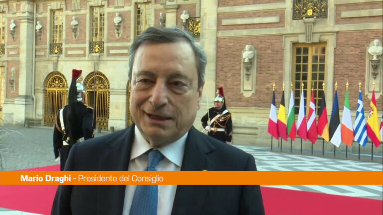 Ucraina, Draghi: “Italia e Francia allineate con il resto dell’Ue”