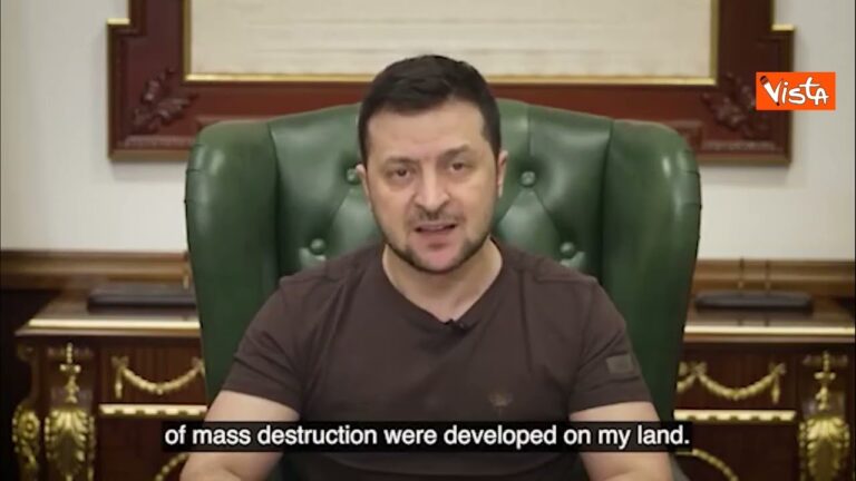 Zelensky: “Non produciamo armi chimiche”