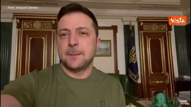 Zelesnky: “Non sono fuggito, sono a Kiev”