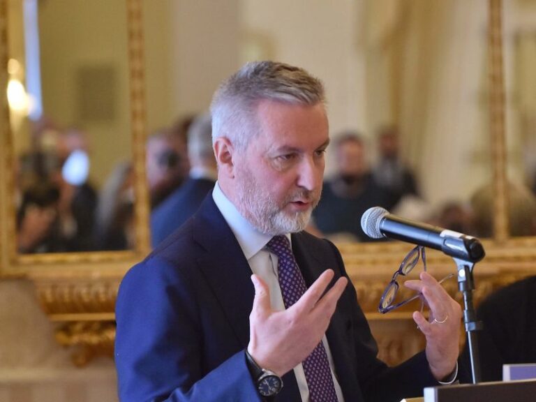 Difesa, Guerini: “Incrementare budget per Italia protagonista in Ue”