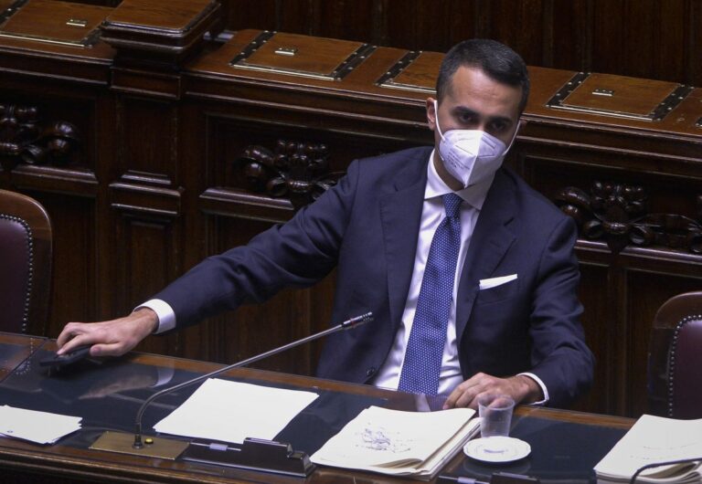 Ucraina, Di Maio: “Inviamo esperti per verificare crimini di guerra”