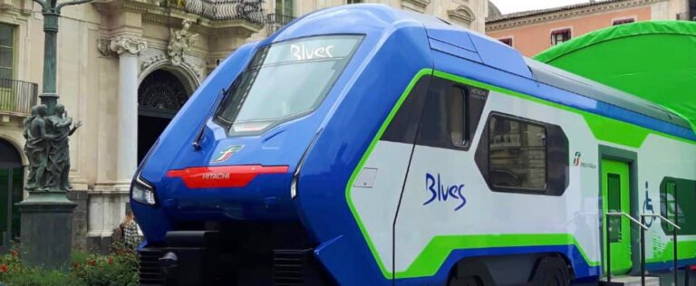 Trasporti, arrivano i nuovi treni ibridi Blues acquistati dalla Regione Siciliana
