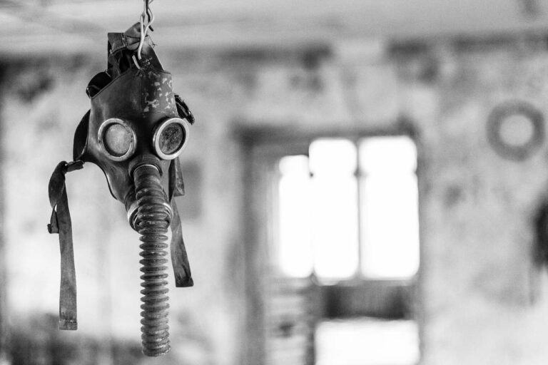 CHERNOBYL: RUSSI CONTAMINATI, UNO E’ GIA’ MORTO. E’ IL PREZZO DELLA FOLLIA DI PUTIN