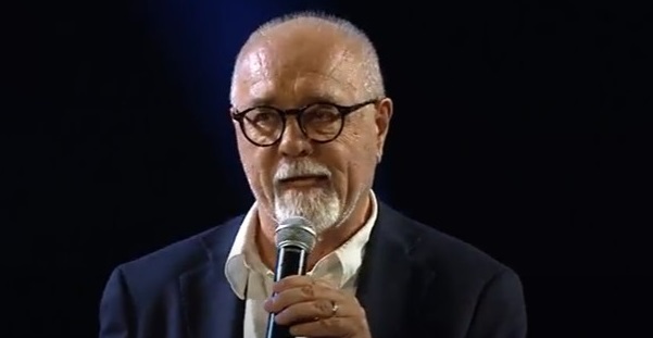 La maggioranza si smarca: Bolognari ha deciso