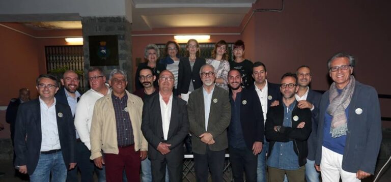 Guru, pretoriani e paraguru: maggioranza alla resa dei conti