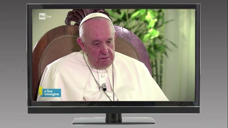 Papa Francesco in silenzio: clamoroso messaggio al mondo (VIDEO)