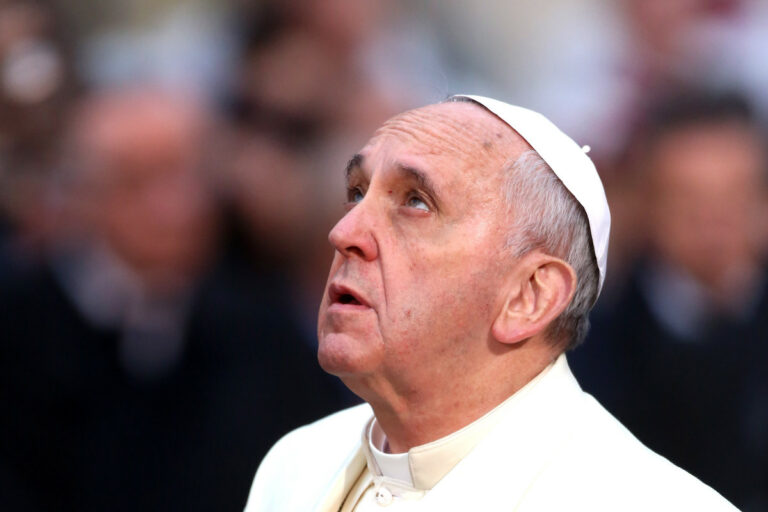 IL PAPA SFIDA PUTIN, E’ LO SCHIAFFO PERFETTO AI PAVIDI LEADER UE