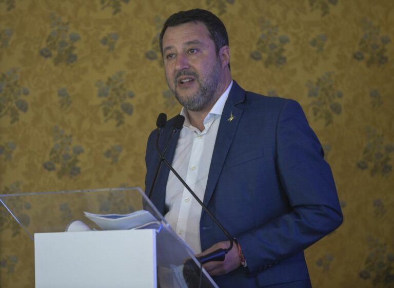 Ucraina, Salvini: “Chiederò a Draghi se altre armi accorciano guerra”