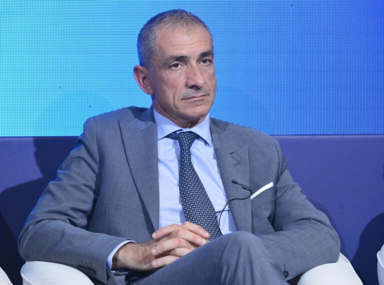 Covid, Costa: “Sarà un’estate senza restrizioni”